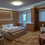 Anri 3*