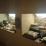 Anri מוטל מוסטר