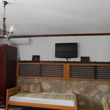 Motel Anri 3*
